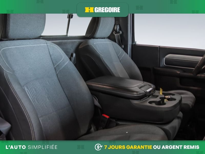 Ram 2500 820756 | Tradesman 4WD AUTO A/C MAGS CAM RECUL BLUETOOTH 2022 Noir Laval - photo #20
