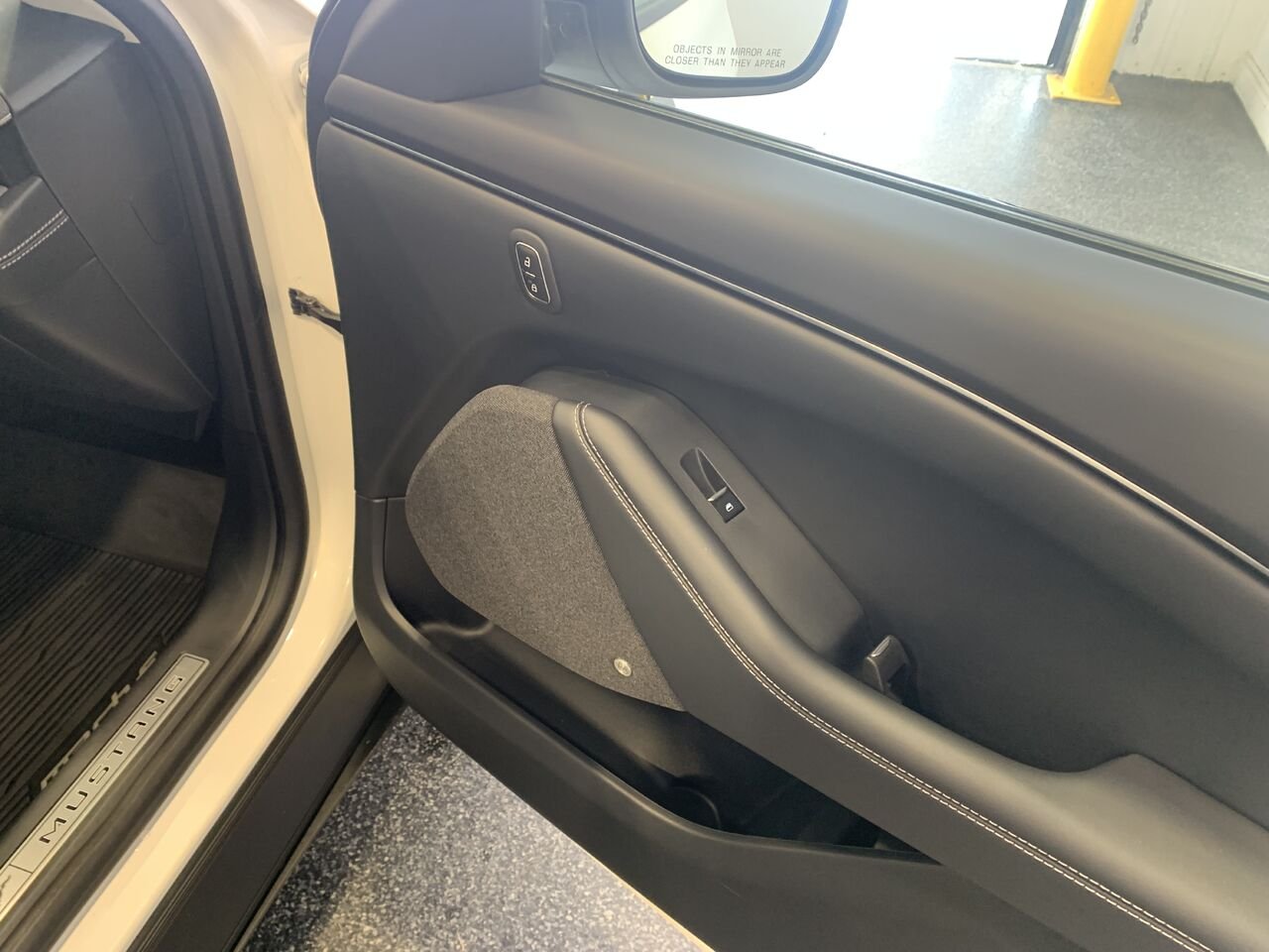 2023 Ford Mustang Mach-E PREMIUM AWD Haut de gamme TI White Châteauguay - photo #20
