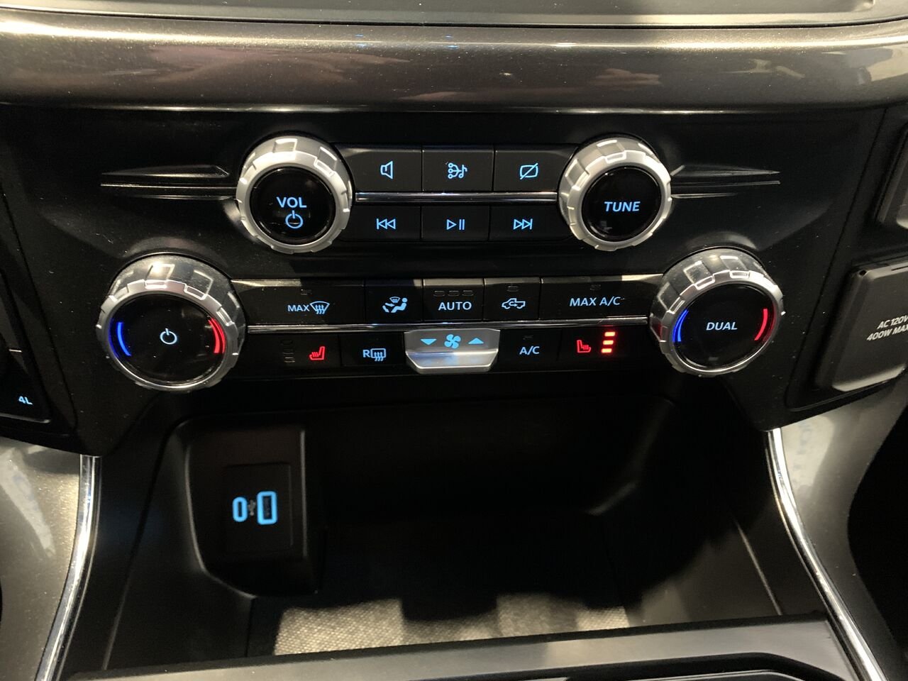 2023 Ford F-150 SUPERCREW XLT SPORT White Saint-Eustache - photo #32
