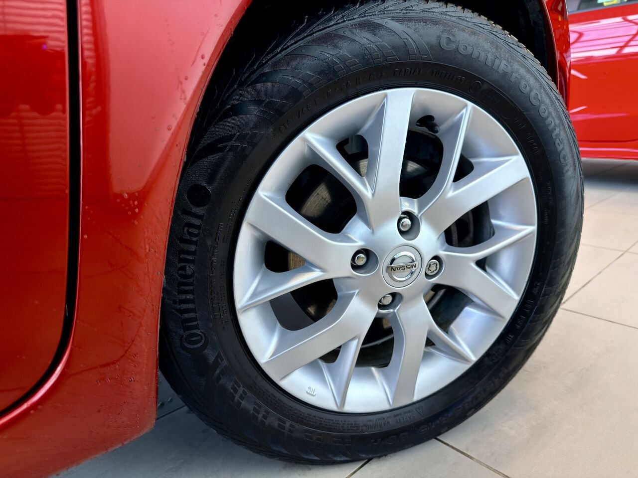 2018 Nissan Versa Note Red Notre-Dame-des-Prairies - photo #13