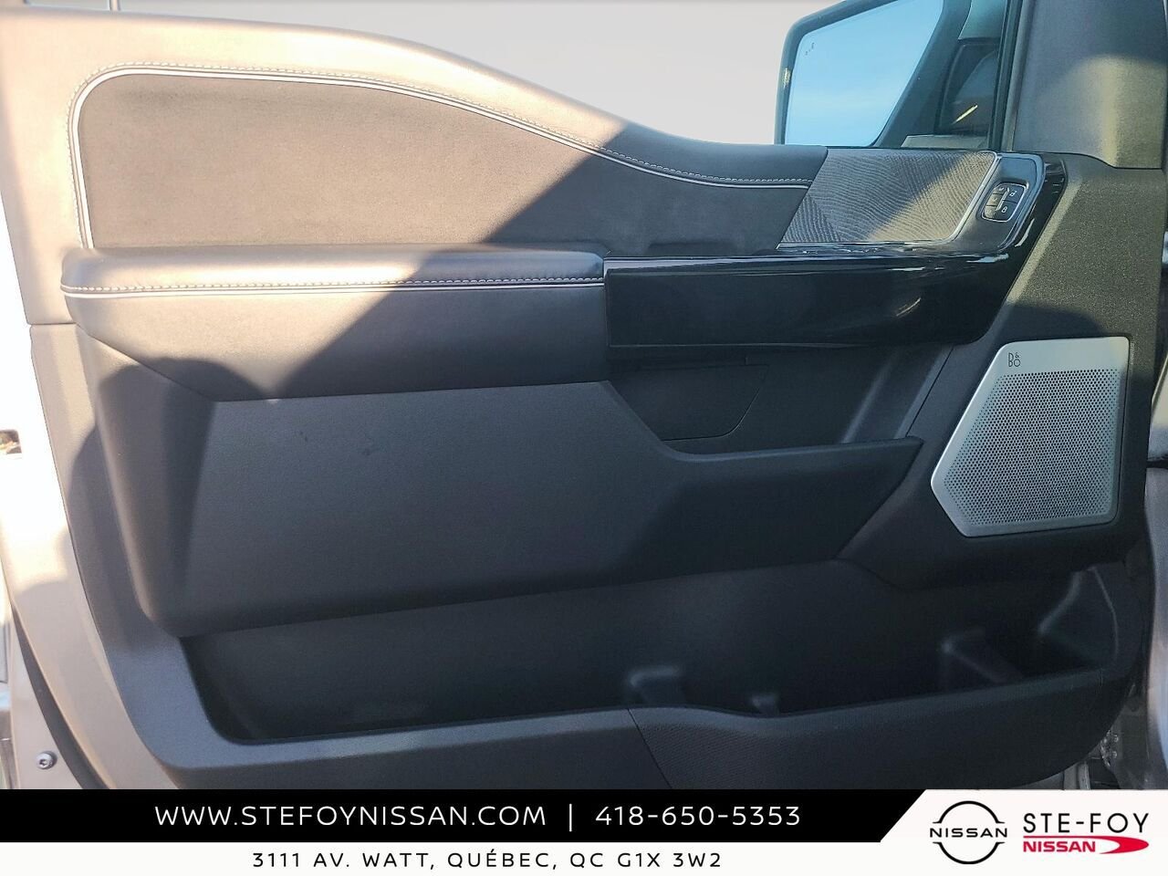 Ford F-150 Lightning 2022 Ste-Foy - photo #9