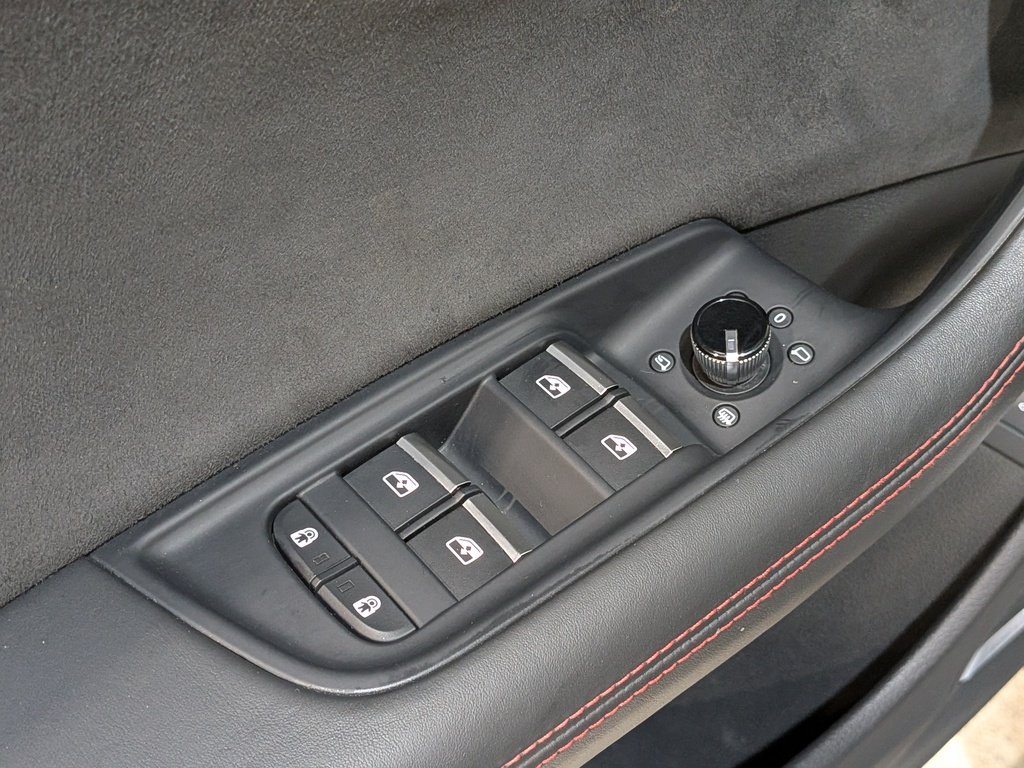 Audi RS Q8 4.0 TFSI quattro 2023 Noir Val-David - photo #37
