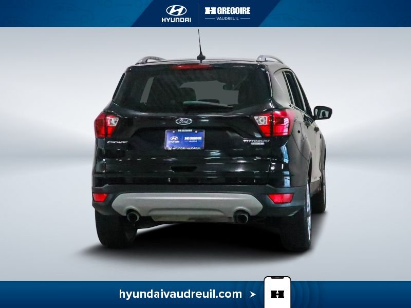 2019 Ford Escape Black Laval - photo #10