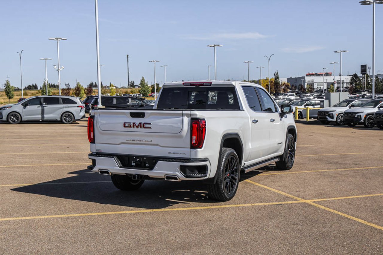 2025 GMC Sierra 1500 4WD Crew Cab 147 Denali White Sherwood Park - photo #8