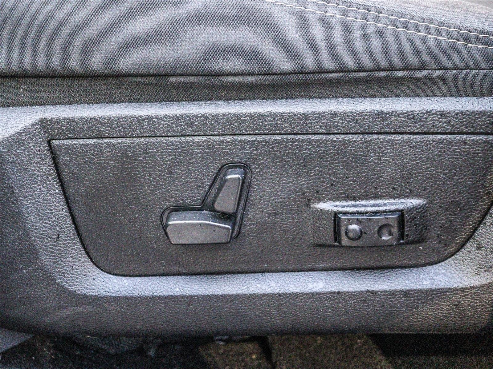 RAM 1500 Classic SLT 2022 Grey Ottawa & Gatineau - photo #5