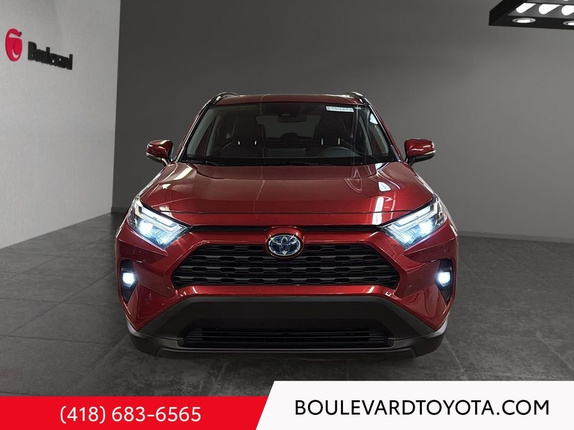 Toyota RAV4 99166A-80 | XLE Hybride 2024 Rouge Québec - photo #1