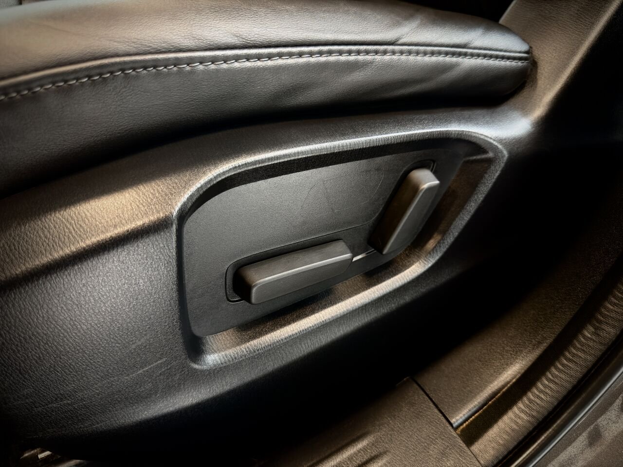 2022 Mazda CX-5 Grey Notre-Dame-des-Prairies - photo #23