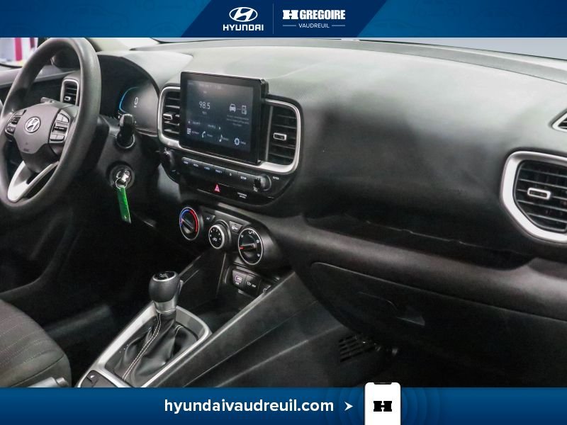 Hyundai Venue 2023 Noir Laval - photo #29