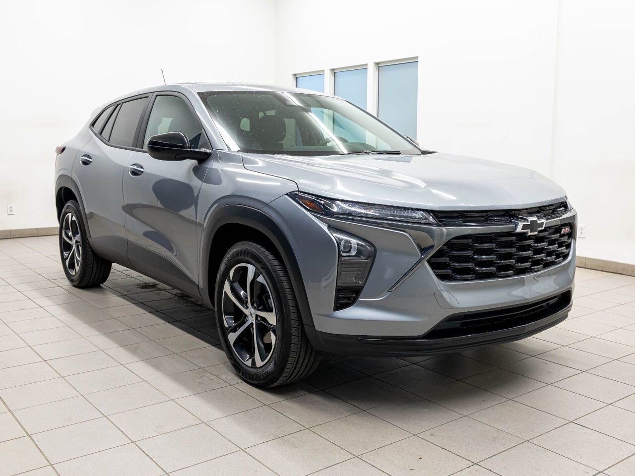 Chevrolet Trax 1RS *SIÈGES / VOLANT CHAUF* CARPLAY BLUETOOTH WIFI 2025 Gris Saint-Jérôme - photo #8