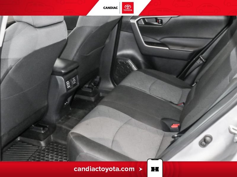 2025 Toyota Rav 4 Silver Blainville - photo #30