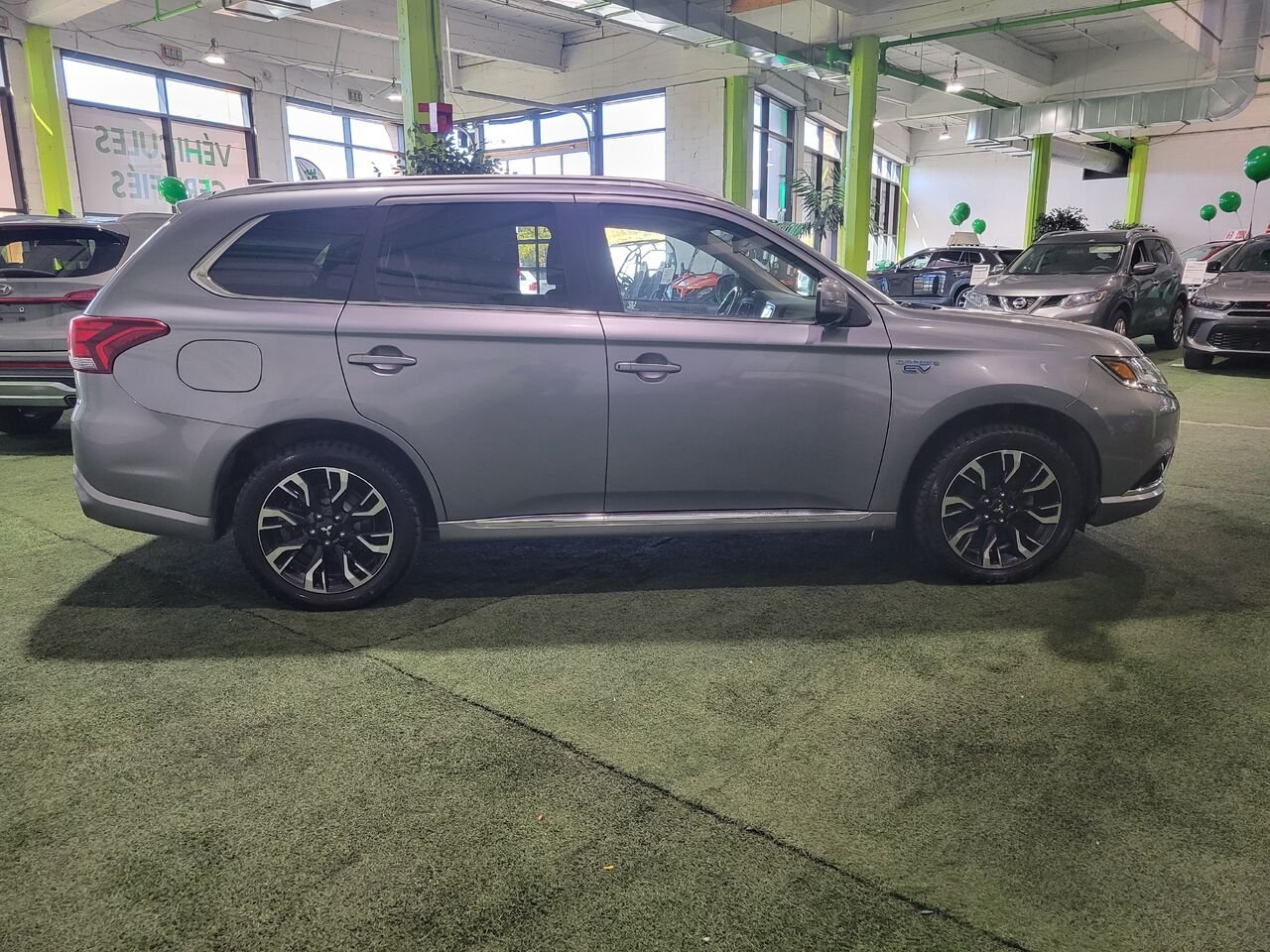 Mitsubishi Outlander PHEV 2018 Gris Longueuil, - photo #6