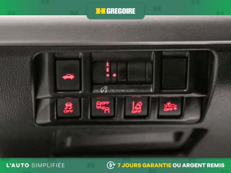 Subaru Legacy 2019 Blanc Laval - photo #16