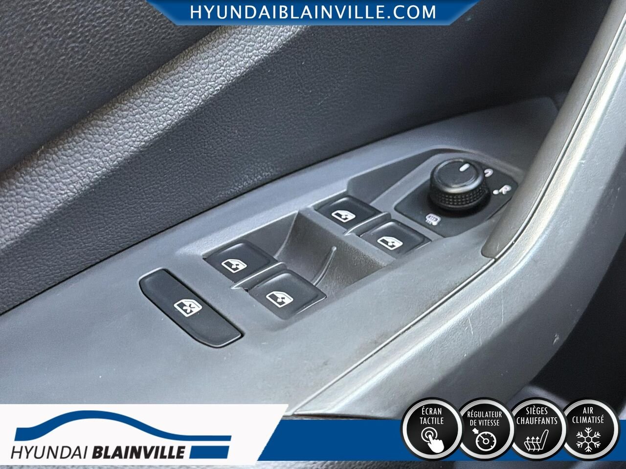 Volkswagen Jetta 2019 Noir Blainville - photo #9