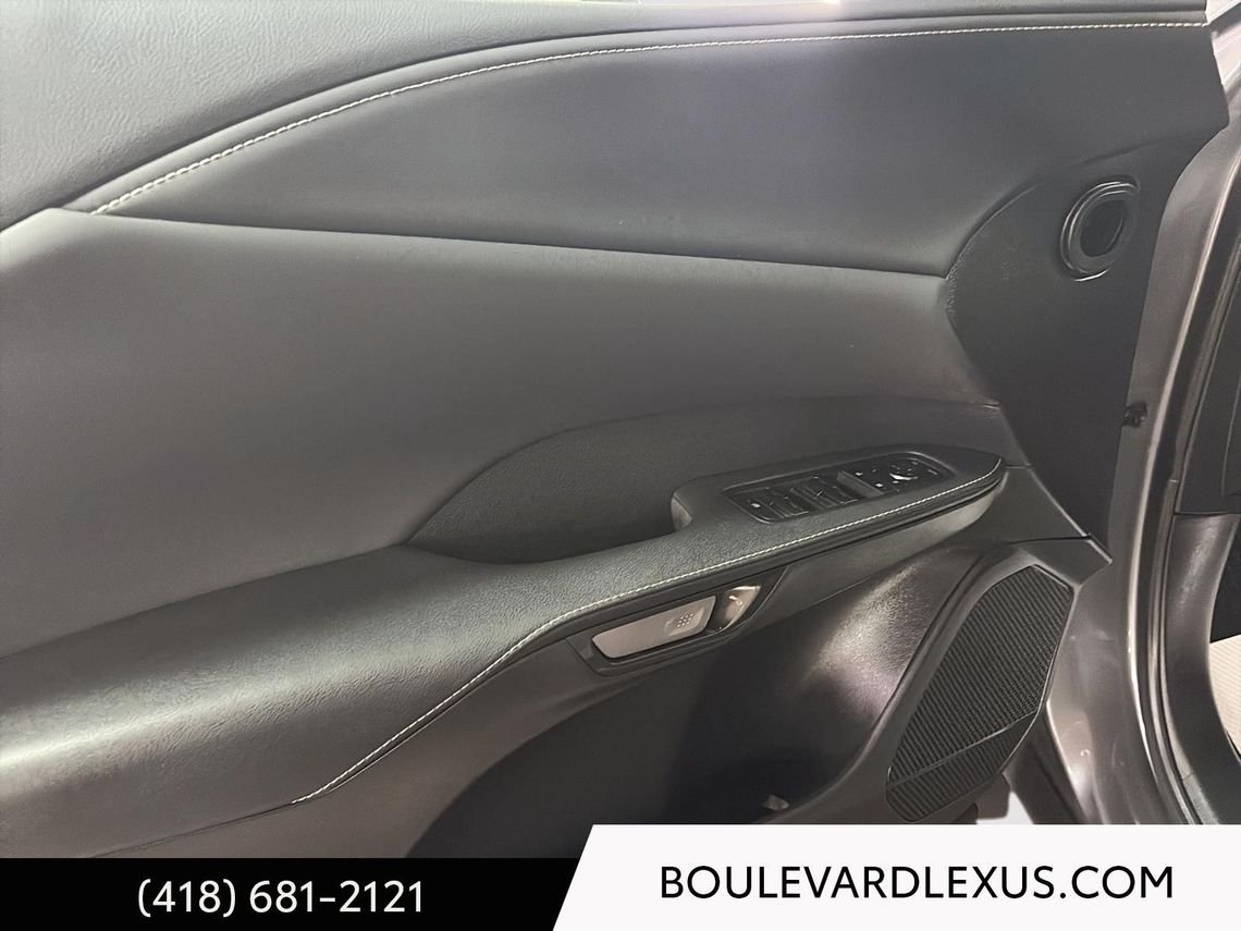 Lexus RX 19309A 2023 Gris Québec - photo #27