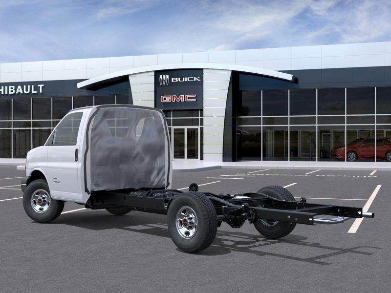 GMC Fourgonnette commerciale tronquée Savana 3500 fourgonnette 159 po 2025 BLANC SOMMET Sherbrooke - photo #2
