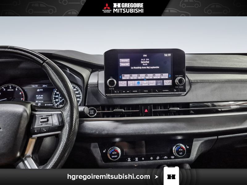 Mitsubishi Outlander 2022 Gris Blainville - photo #26