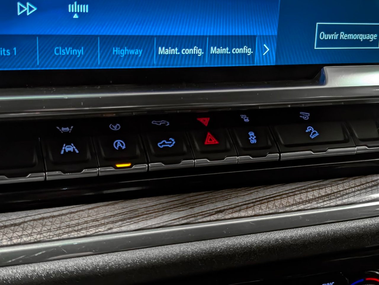 2024 Chevrolet Silverado 1500 LT Trail Boss Saint-Eustache - photo #15