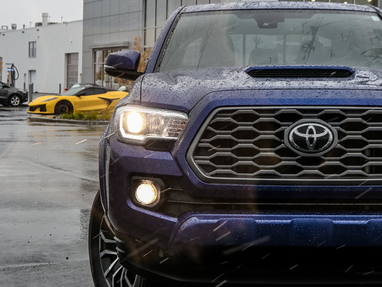 2023 Toyota Tacoma 4x4 Double Cab Manual SB Blue Sherwood Park - photo #4