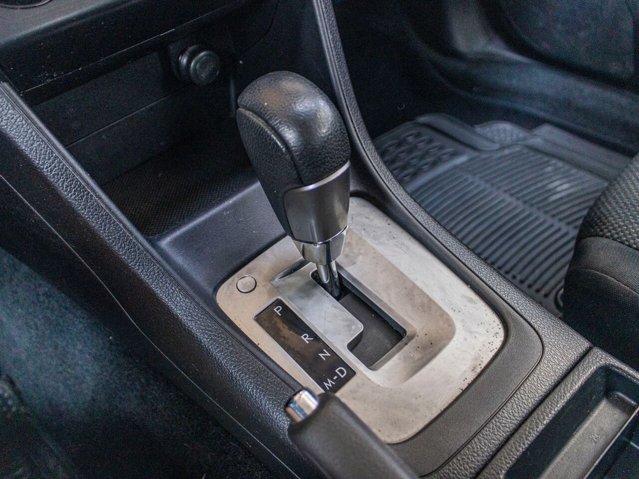 Subaru Impreza Wagon Automatique , moteur 2.0i Premium 2014 Beige Châteauguay - photo #17