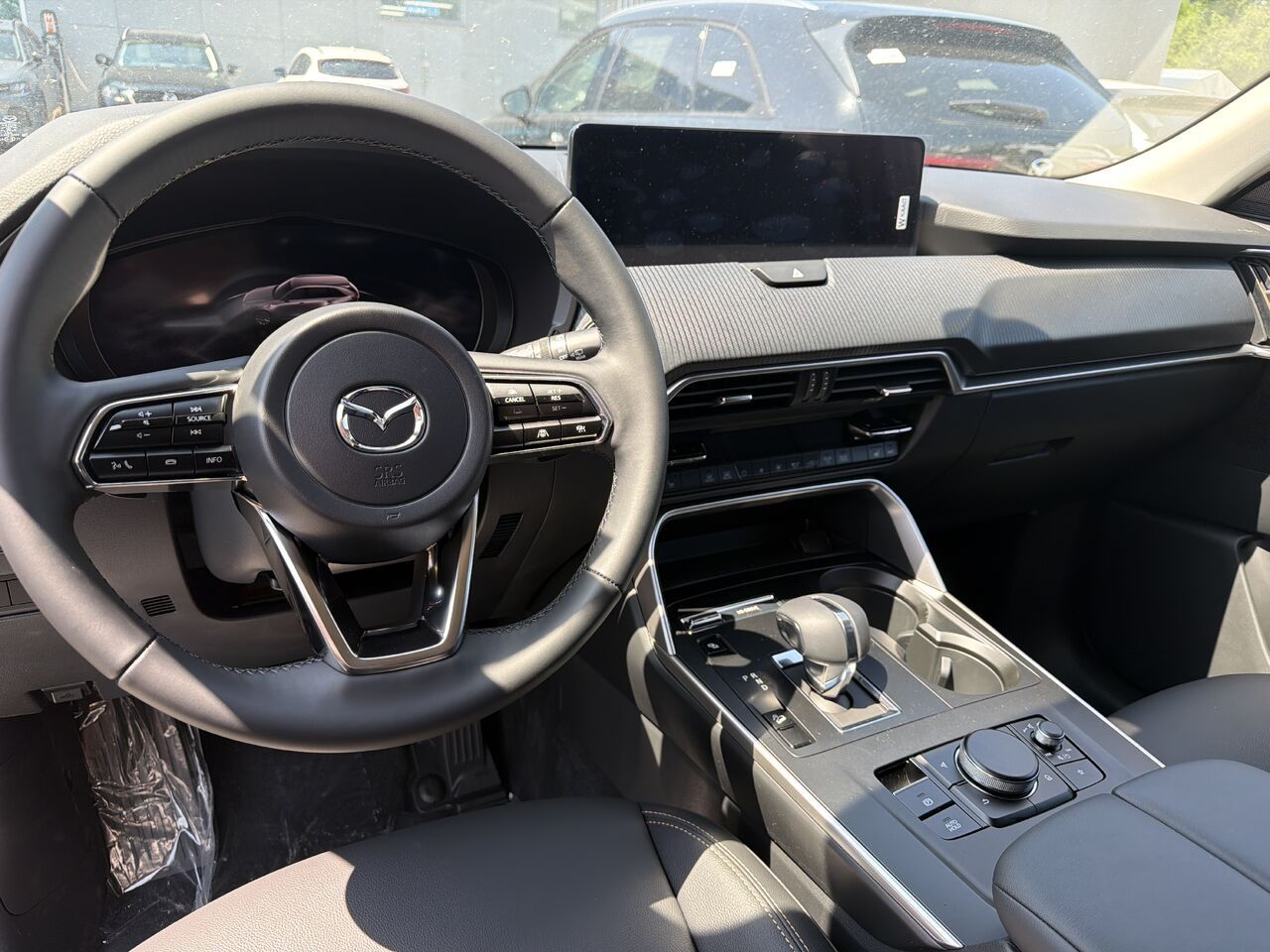 Photo 7 — Mazda CX-90 PHEV GS-L 2026