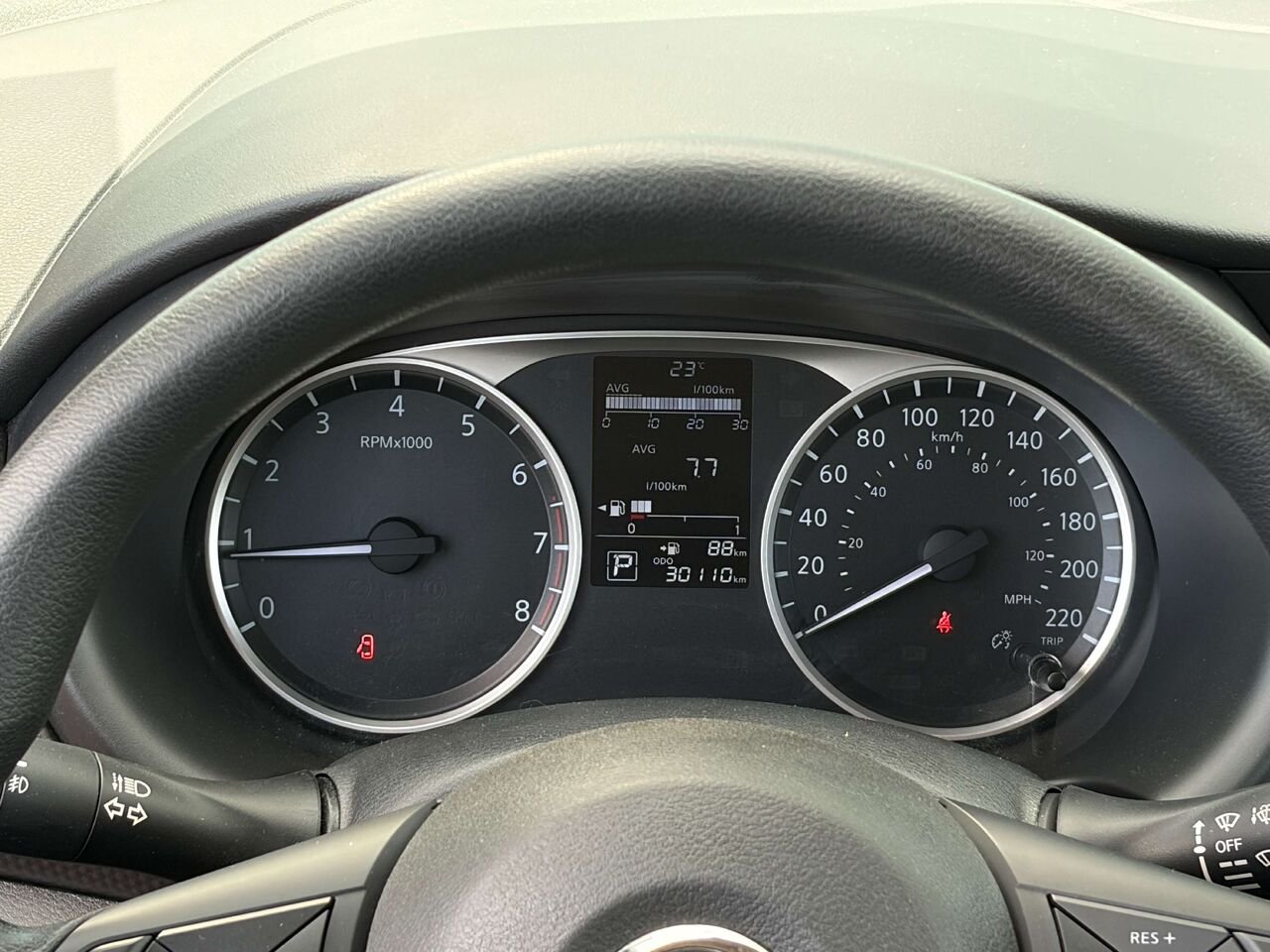 2019 Nissan Kicks Grey Gatineau - photo #14