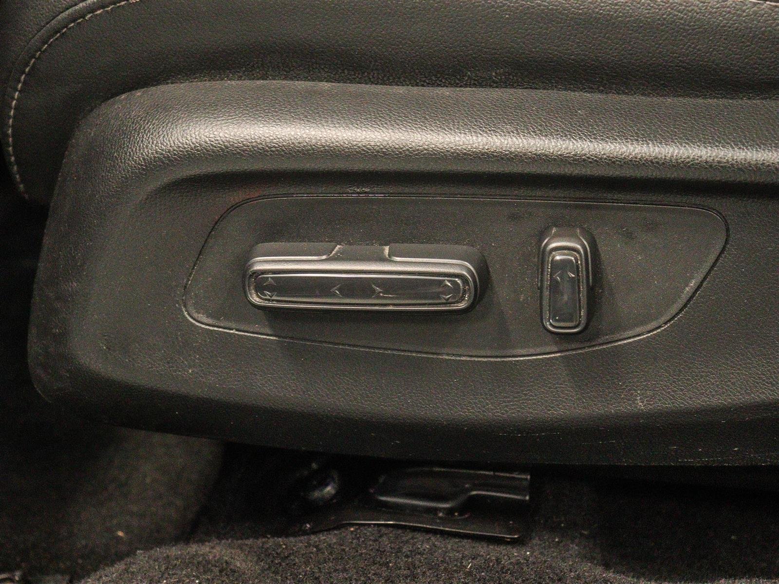 2026 Honda HR-V EX-L Ottawa & Gatineau - photo #6