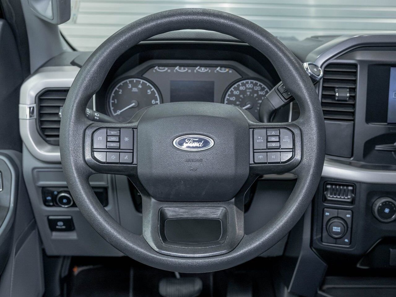 Ford F-150 XLT CREW 4X4 ECOBOOST *NAV* CARPLAY HITCH IV USB 2023 Noir Saint-Jérôme - photo #13