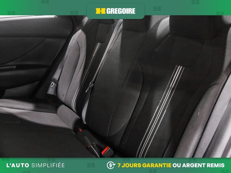 Hyundai Elantra 2022 Rouge Blainville - photo #24