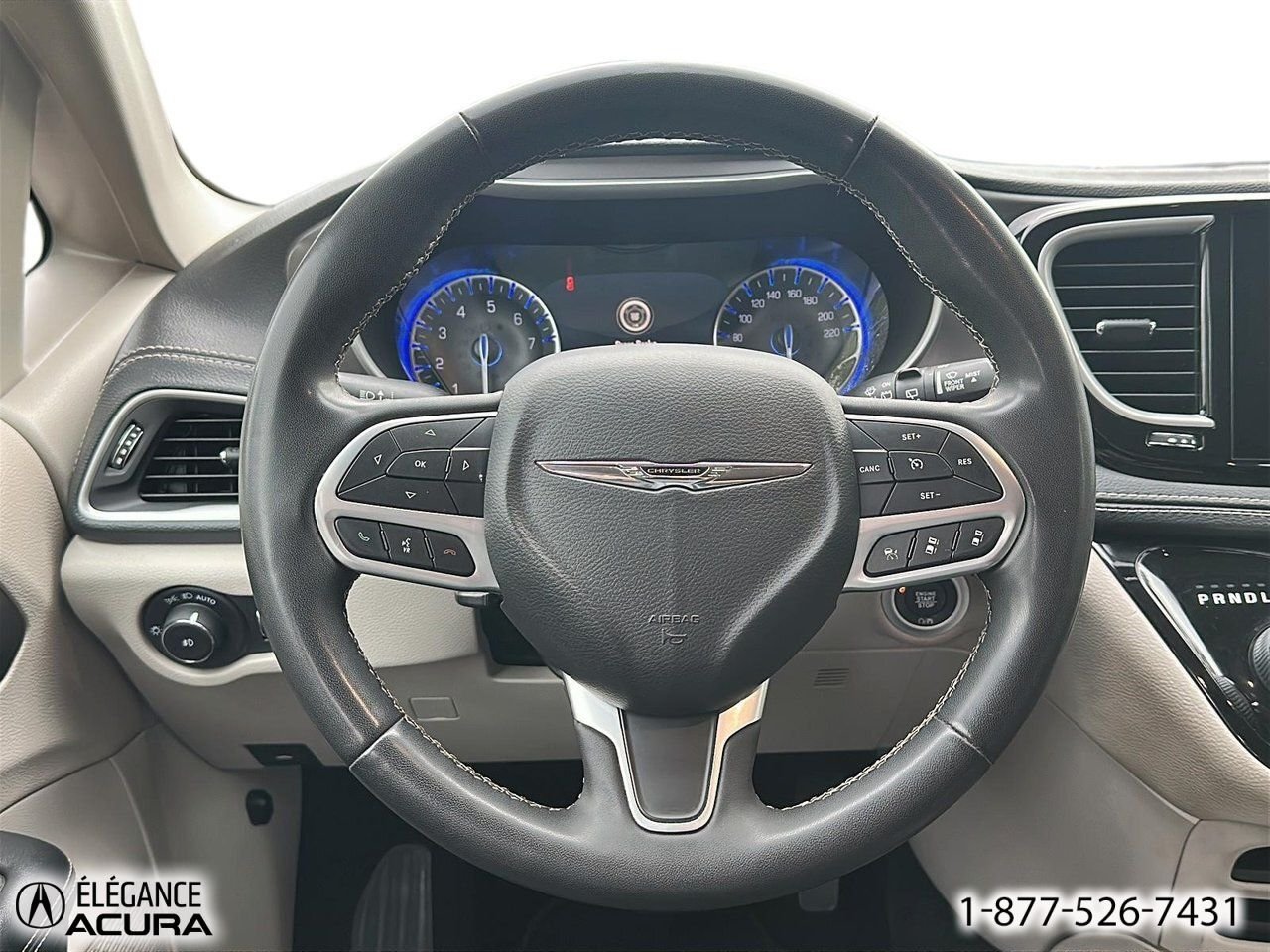 Chrysler Pacifica Touring L | A8787 2022 Noir Granby - photo #14