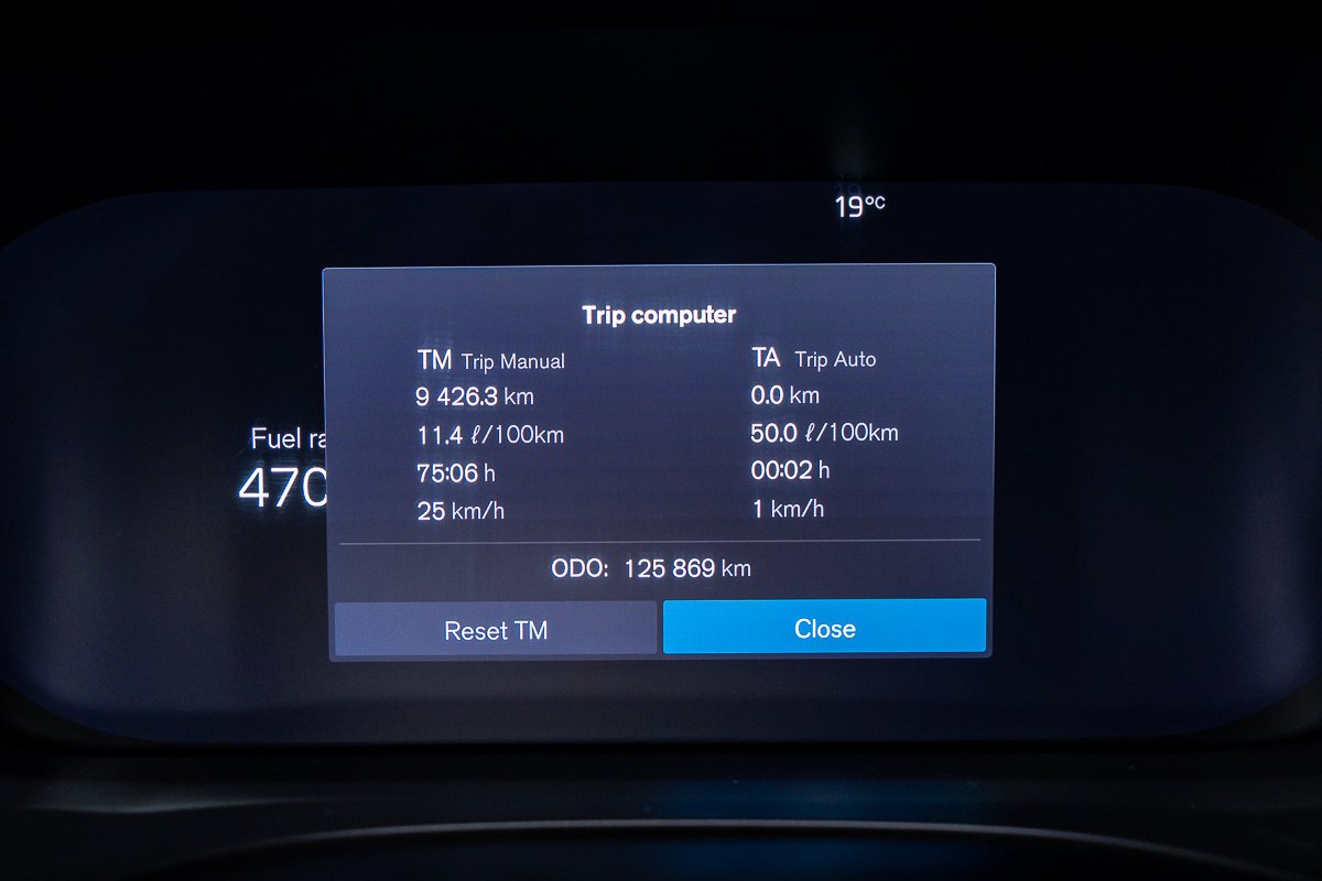 2022 Volvo XC60 B6 MOMENTUM PREMIUM CLIMAT HARMAN KARDON Grey Montreal - photo #19