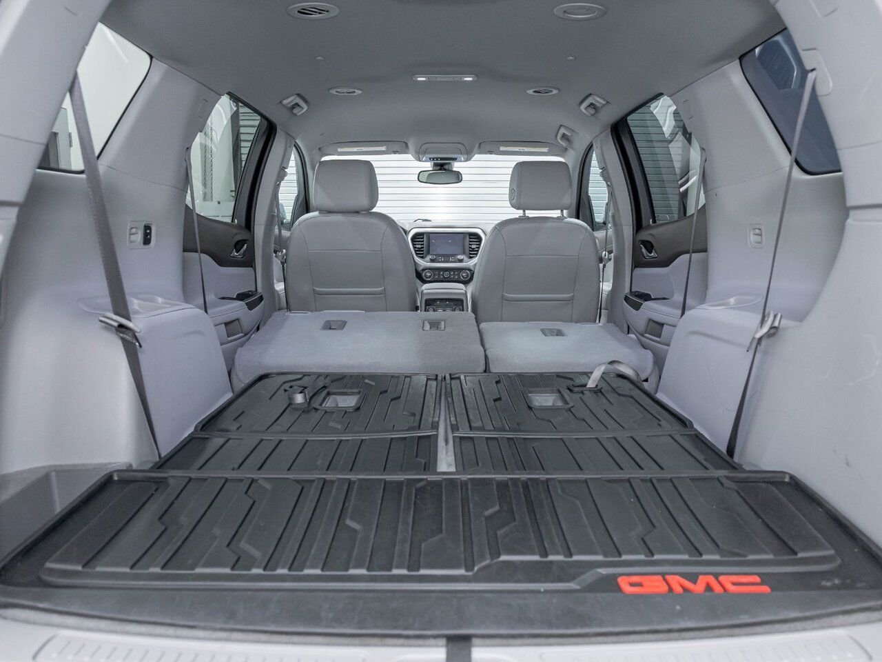 GMC Acadia SLT AWD *NAV* CUIR SIÈGES CHAUF HAYON ELECT BOSE 2023 Gris Saint-Jérôme - photo #31
