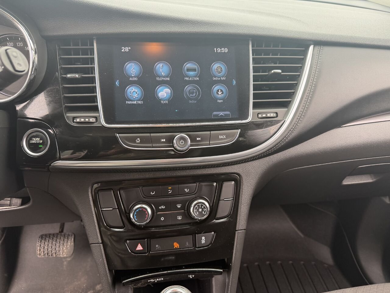 2021 BUICK ENCORE PREFERRED Privilégiée 4 portes TA Silver Gatineau - photo #6