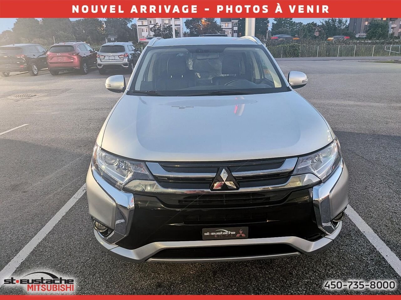 2018 Mitsubishi Outlander Plug-In Hybrid Silver Saint-Eustache - photo #1