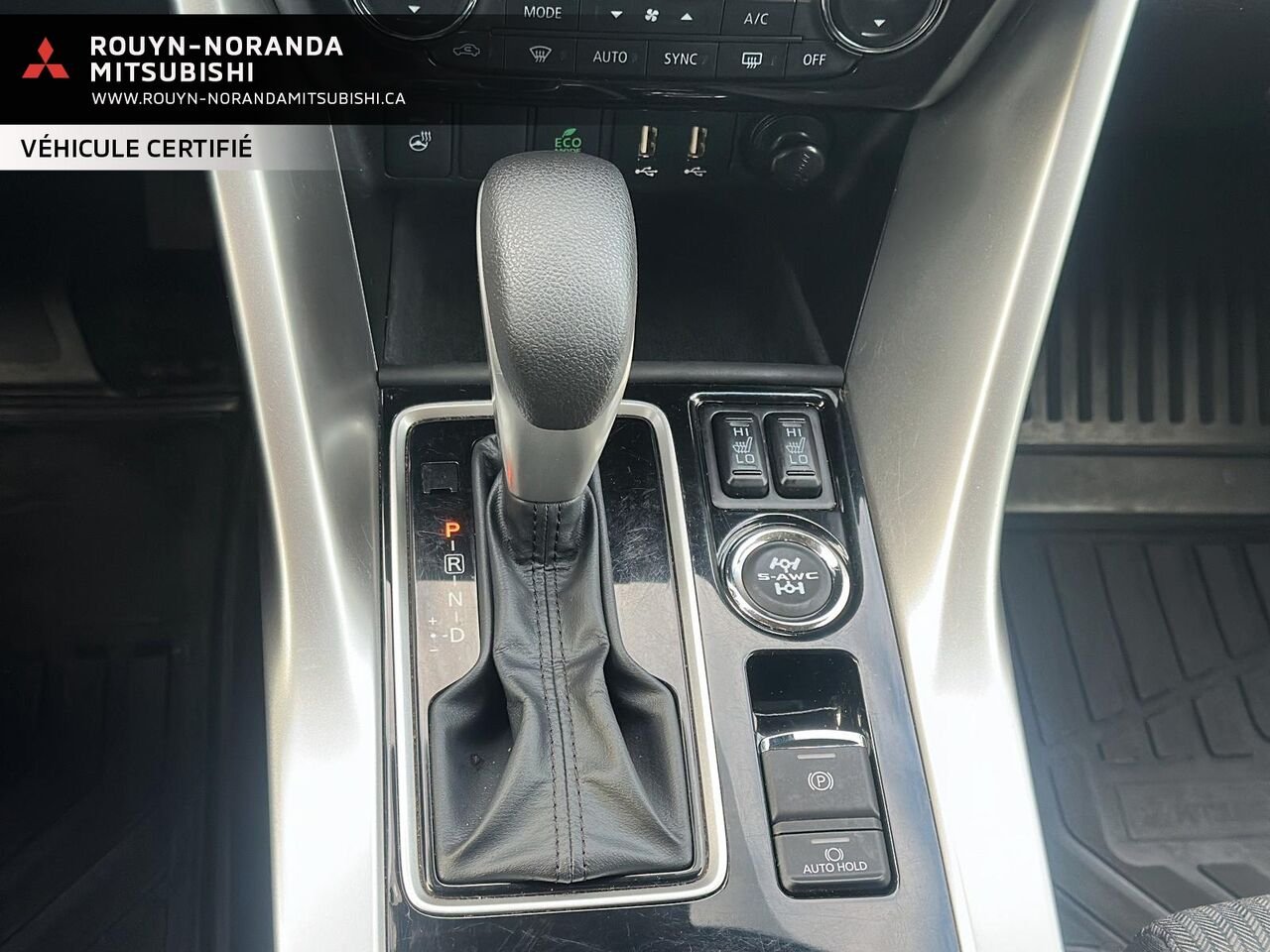 Mitsubishi Eclipse Cross A21115 | SE S-AWC 2024 Blanc  - photo #17