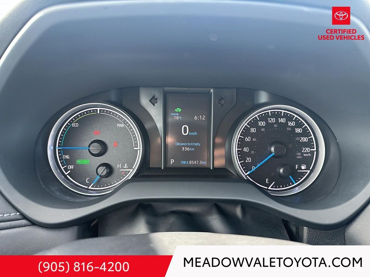 2021 Toyota Venza Hybird, New Tires , New Brakes in the front and back. Comes with Winter Tires and steel rims too! Grey Mississauga - photo #14