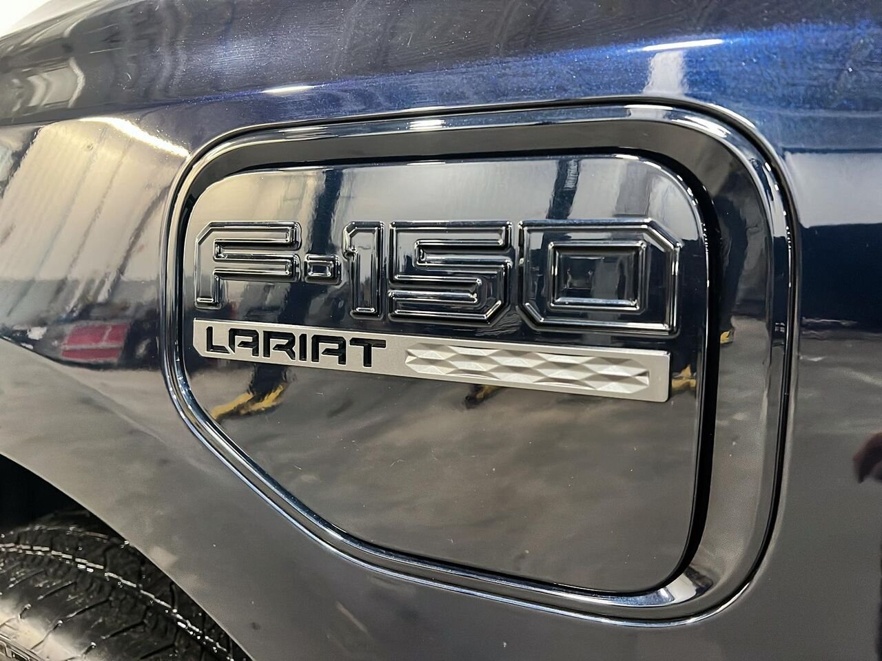 2023 Ford F-150 Lightning GROUPE 510 A, standard range Blue Québec - photo #24