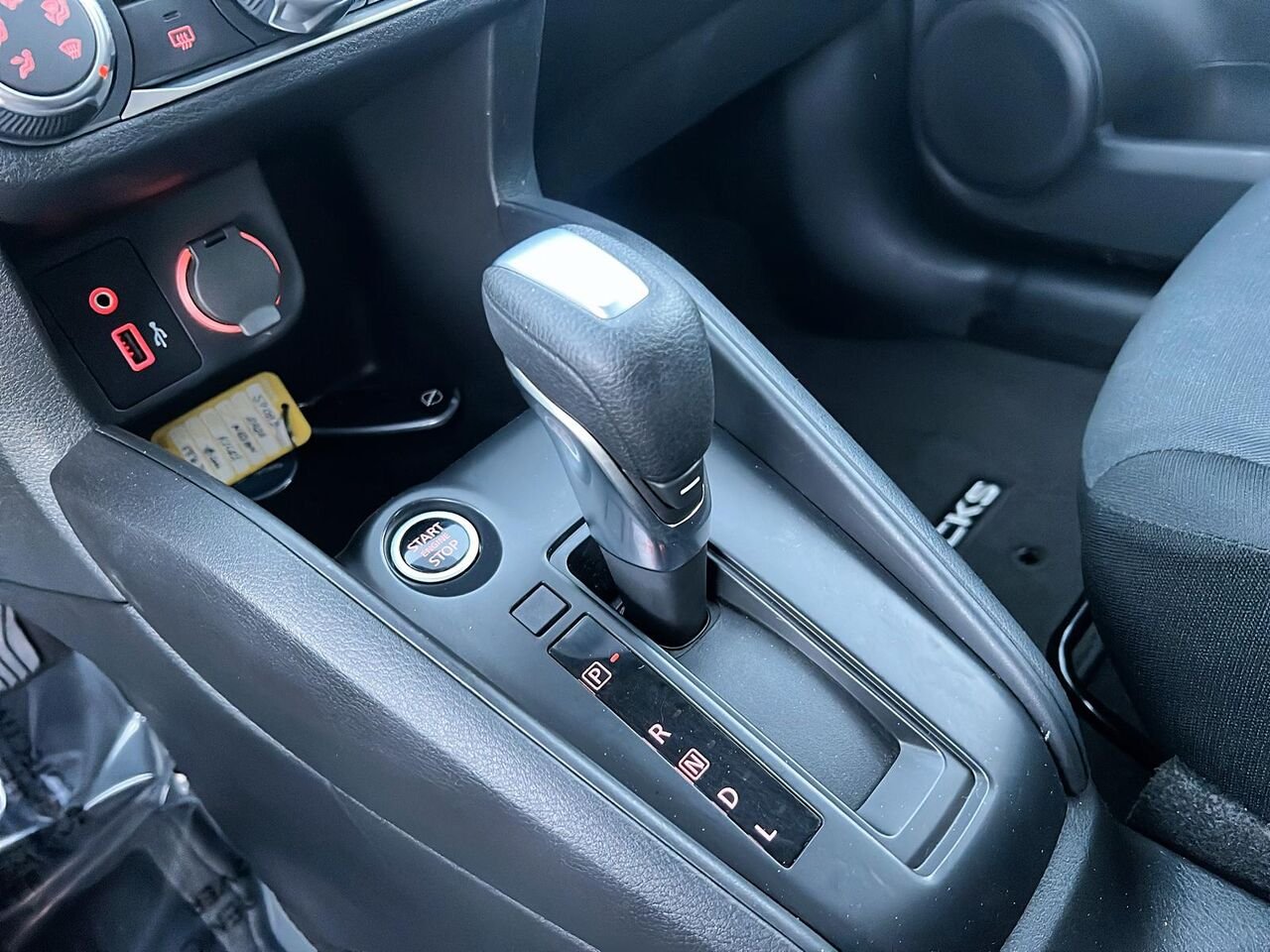 2023 Nissan Kicks S TA Blue Québec - photo #14