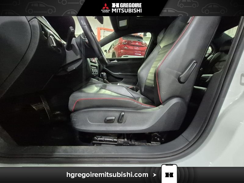Volkswagen Jetta 2014 Blanc Laval - photo #14