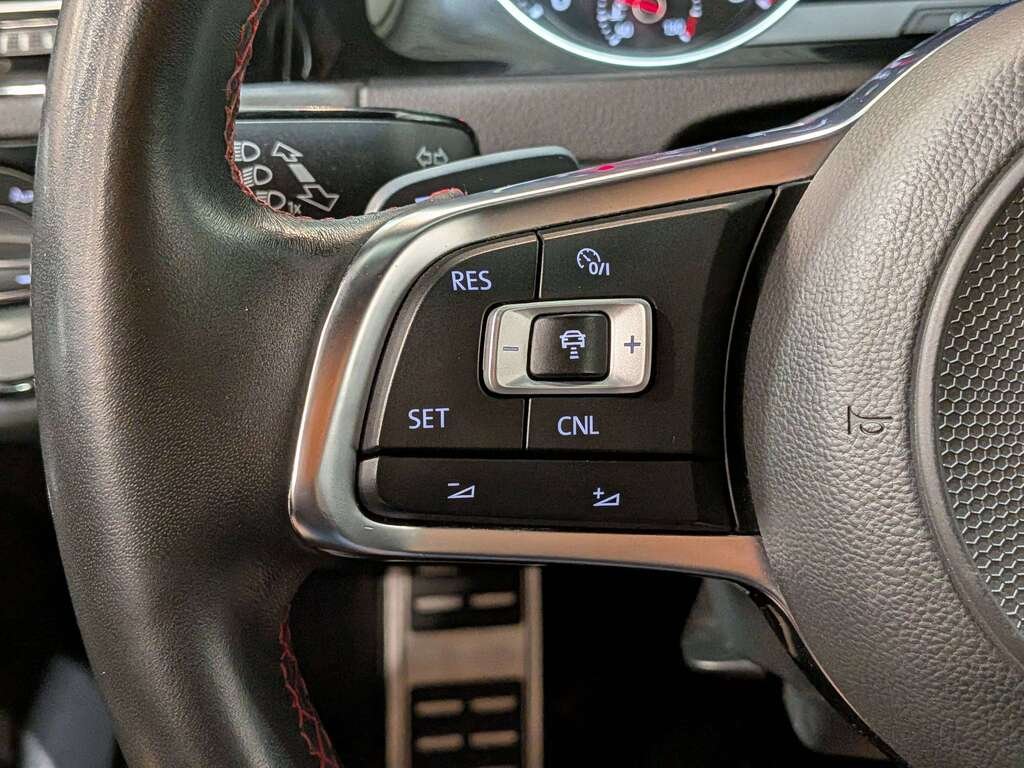 2018 Volkswagen Golf GTI Autobahn 5-door DSG Black Val-David - photo #14