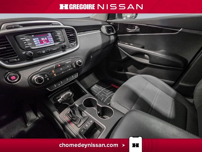 Kia Sorento 2016 Blanc Laval - photo #21