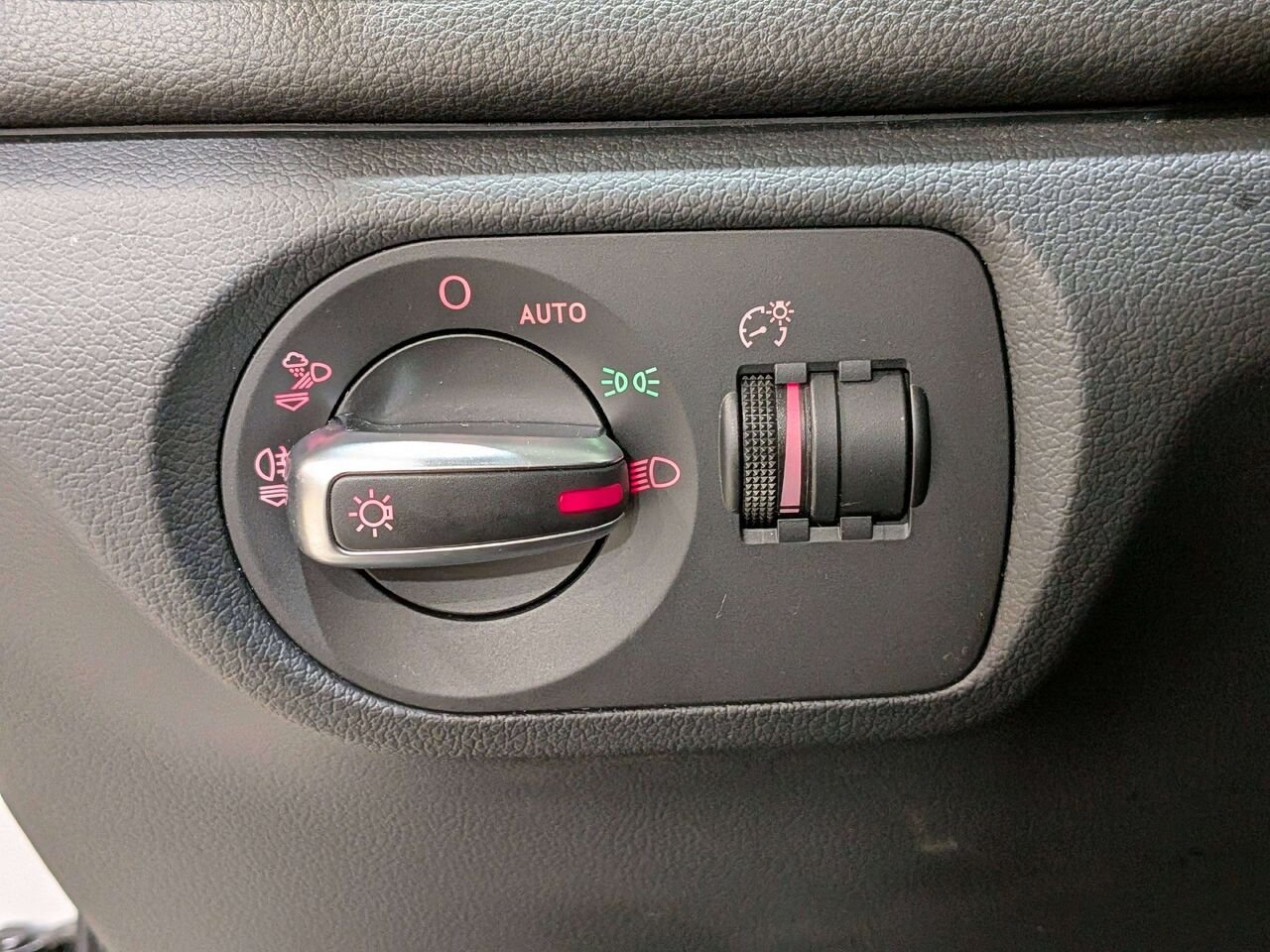 2018 Audi Q3 2.0 TFSI quattro Progressiv Tiptronic White Val-David - photo #30