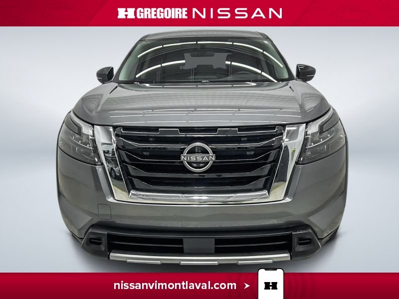 2024 Nissan Pathfinder Grey Laval - photo #1