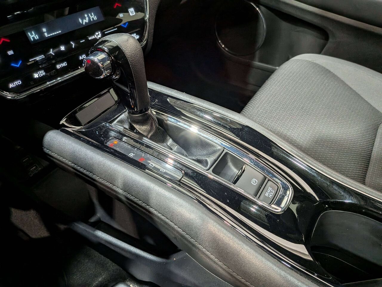 2022 Honda HR-V Sport AWD CVT Blue Mirabel - photo #28