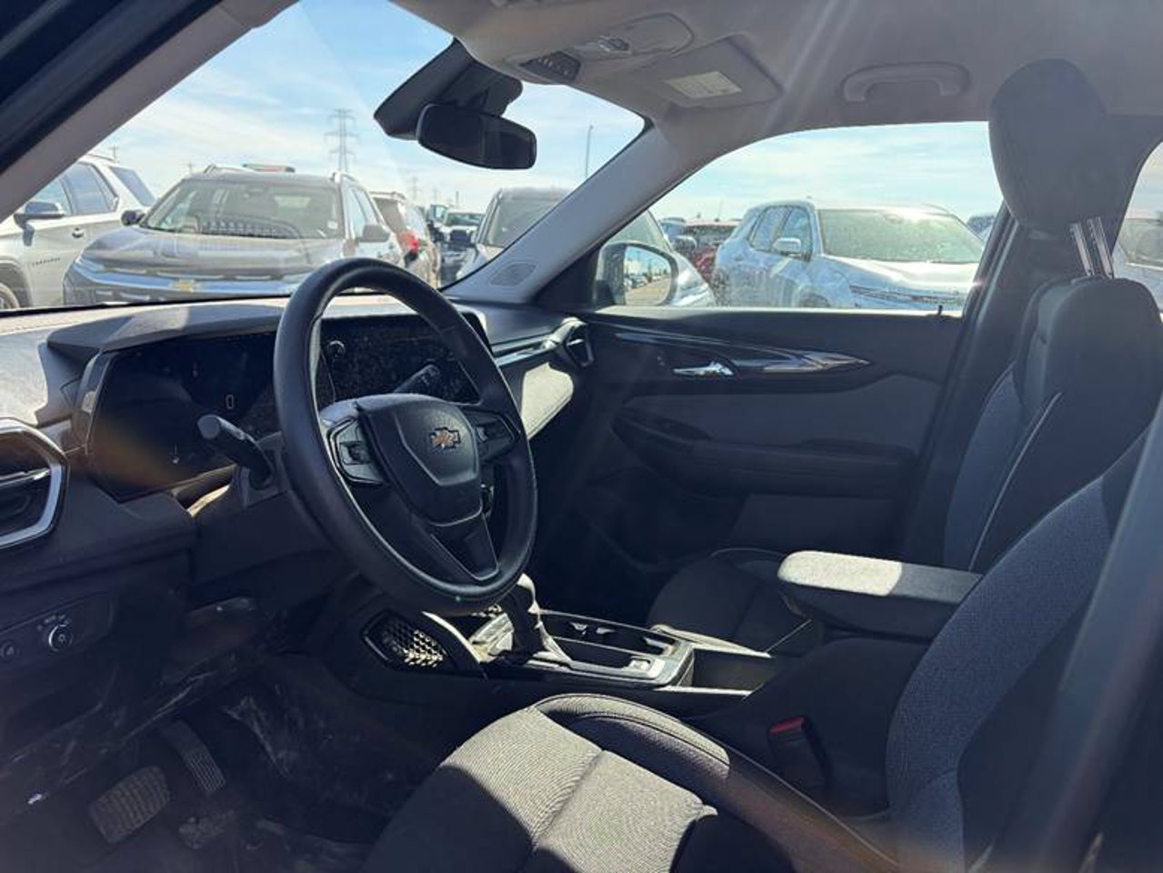 2024 Chevrolet Trailblazer FWD 4dr LS Black Sherwood Park - photo #5