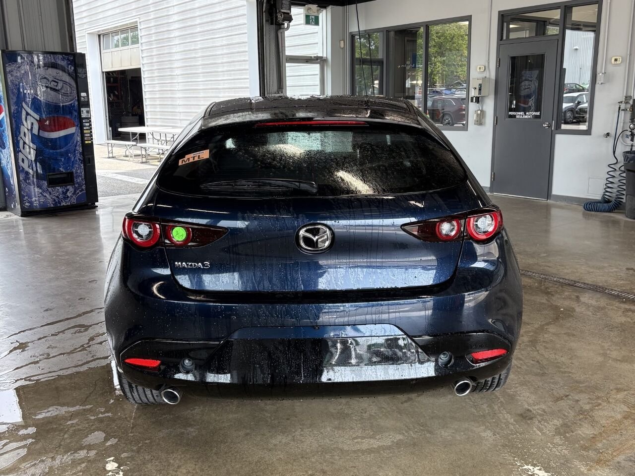 MAZDA Mazda3 Sport GX 2026 Bleu cristal foncé mica Châteauguay - photo #5
