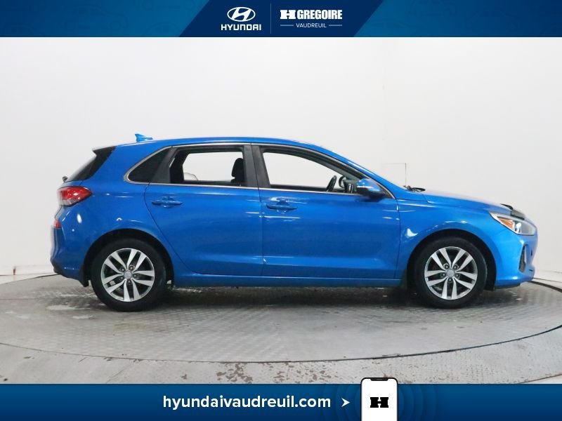 Hyundai Elantra YR825 | GL Auto 2018 Bleu Laval - photo #12