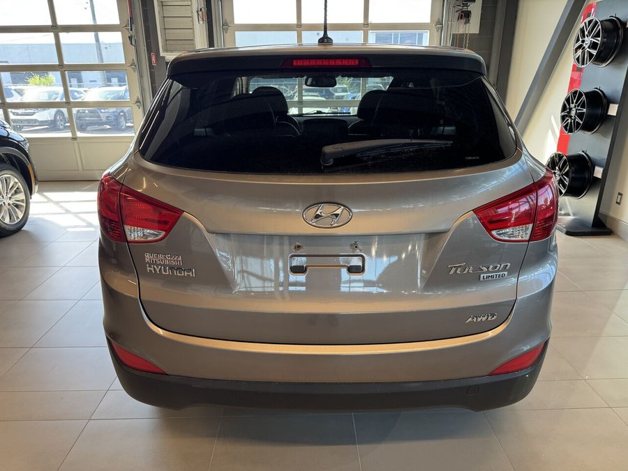 Hyundai Tucson Limited Awd, Toit ouvrant, Siège électrique 2011 Gris