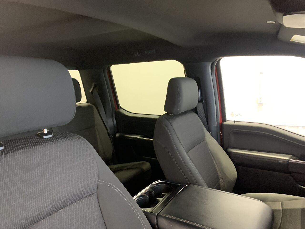 Ford F-150 F150 XLT 302A SPORT NAV REG VIT ADAPT 2024 Rouge Châteauguay - photo #18