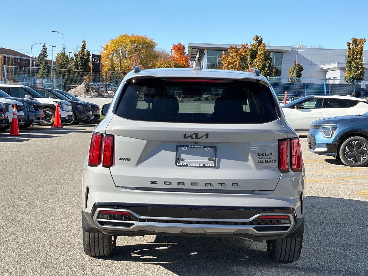 Kia Sorento 2023 Gris Gatineau - photo #4