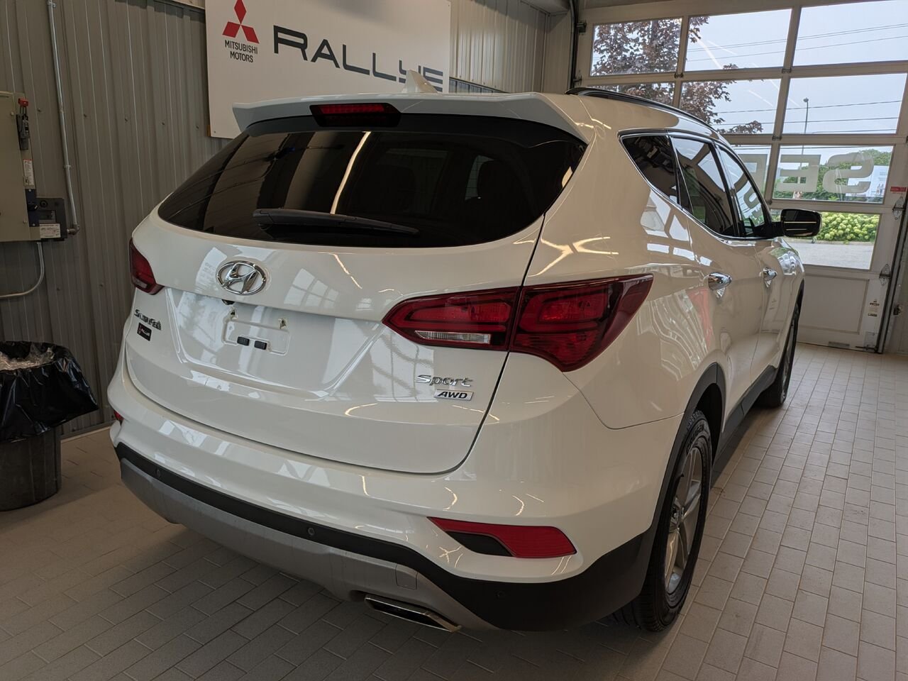 2017 Hyundai Santa Fe Sport White Gatineau - photo #17
